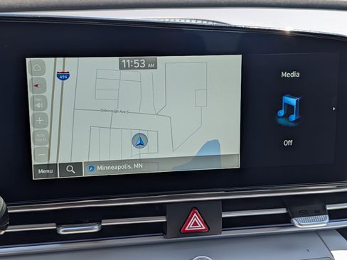 New 2026 Hyundai Elantra Limited FWD image 10