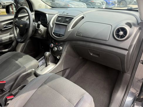 Used 2016 Chevrolet Trax LS FWD image 17