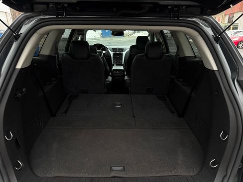 Used 2009 Chevrolet Traverse LT image 15