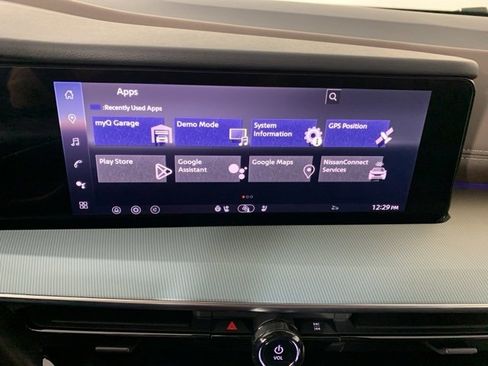 Used 2025 Nissan Murano Platinum w/ Cargo Package image 11