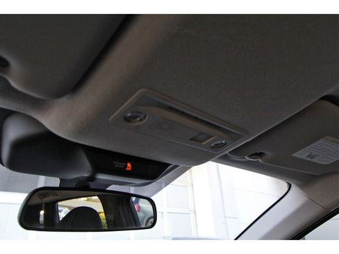 Used 2025 Nissan Kicks SV image 16