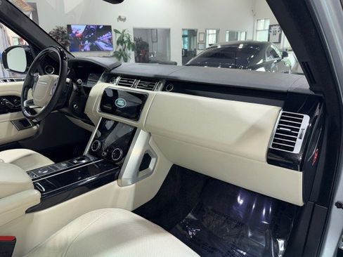 Used 2019 Land Rover Range Rover HSE AWD/4WD image 65