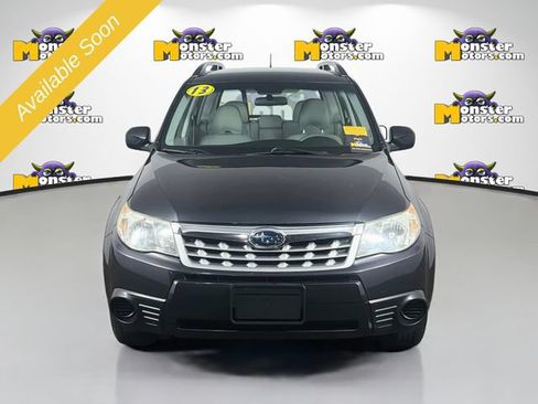 Used 2013 Subaru Forester 2.5X w/ Alloy Wheel Pkg AWD/4WD image 2