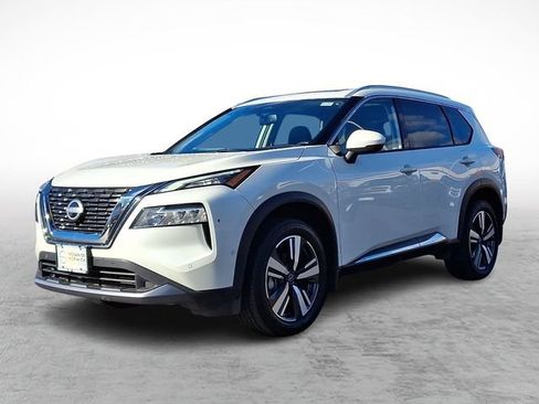 Certified 2023 Nissan Rogue SL w/ SL Premium Package AWD/4WD image 3