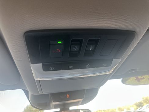 Certified 2024 Nissan Rogue SV w/ SV Premium Package FWD image 30