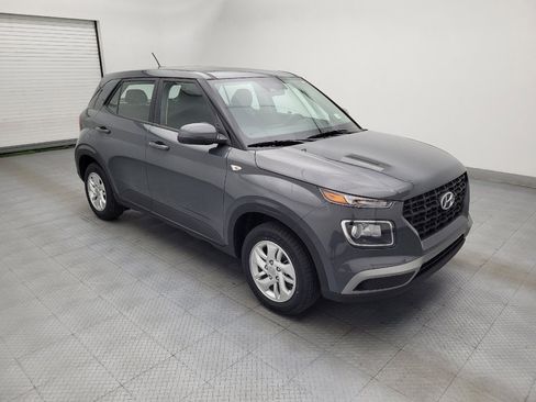 Used 2024 Hyundai Venue SE FWD image 11