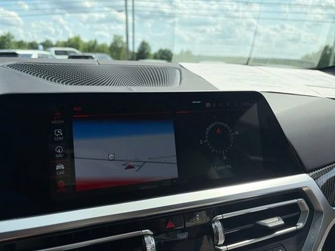 Used 2021 BMW M4 Competition w/ M Carbon Exterior Package RWD image 24