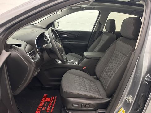 Used 2023 Chevrolet Equinox LT image 28