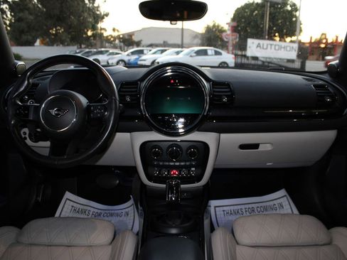 Used 2022 MINI Cooper Clubman S image 18
