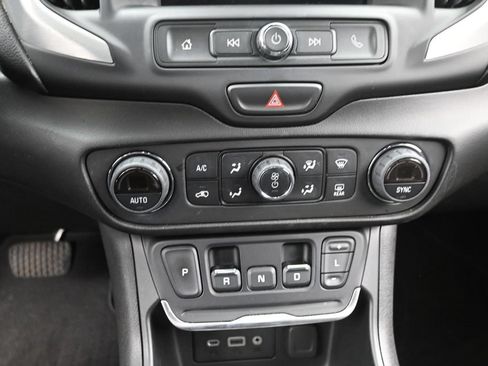 Used 2020 GMC Terrain SLE w/ Driver Convenience Package AWD/4WD image 20