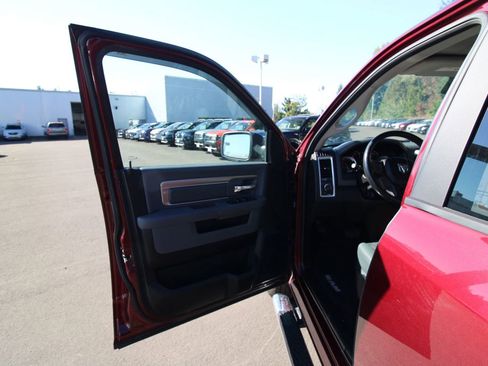 Used 2017 RAM 1500 Big Horn image 16