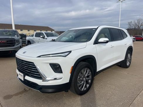 New 2026 Buick Enclave Preferred w/ Power Package image 7