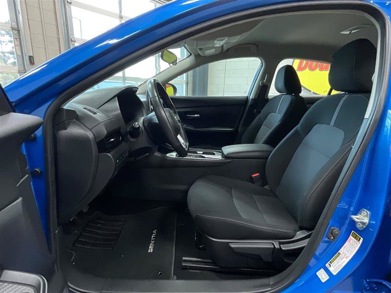 Used 2022 Nissan Sentra SV w/ Trunk Package FWD image 10