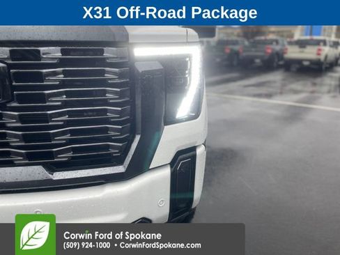Used 2024 GMC Sierra 3500 Denali Ultimate image 8