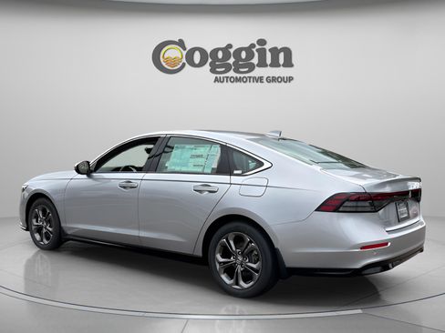 New 2025 Honda Accord EX-L image 4