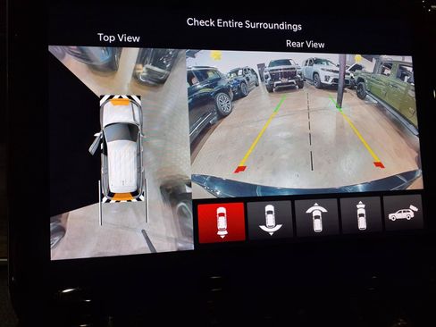 Used 2023 Jeep Grand Cherokee Summit w/ Rear Seat Video Group I AWD/4WD image 17