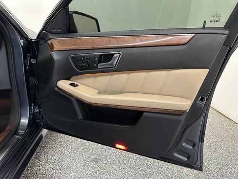 Used 2013 Mercedes-Benz E 350 BlueTEC Sedan image 20