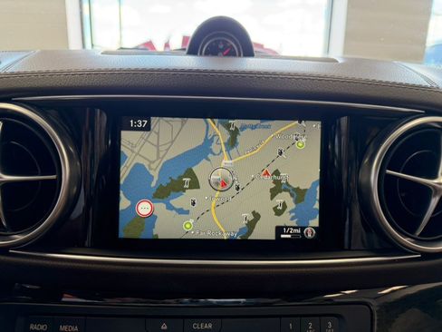 Used 2017 Mercedes-Benz SL 550 image 43