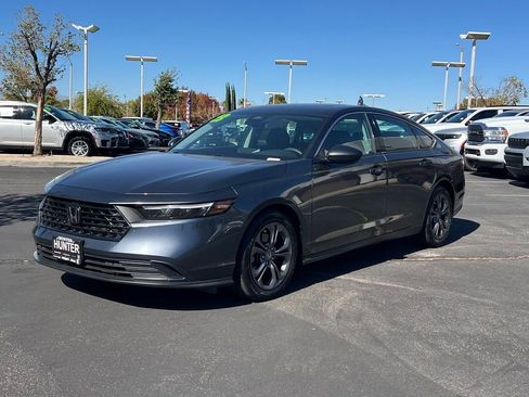 Used 2023 Honda Accord EX image 2