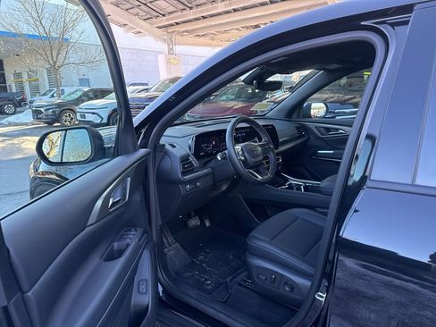 Used 2026 Chevrolet Traverse LT w/ Midnight/Sport Edition image 20