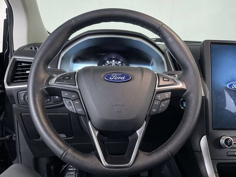 Used 2021 Ford Edge SEL AWD/4WD image 13