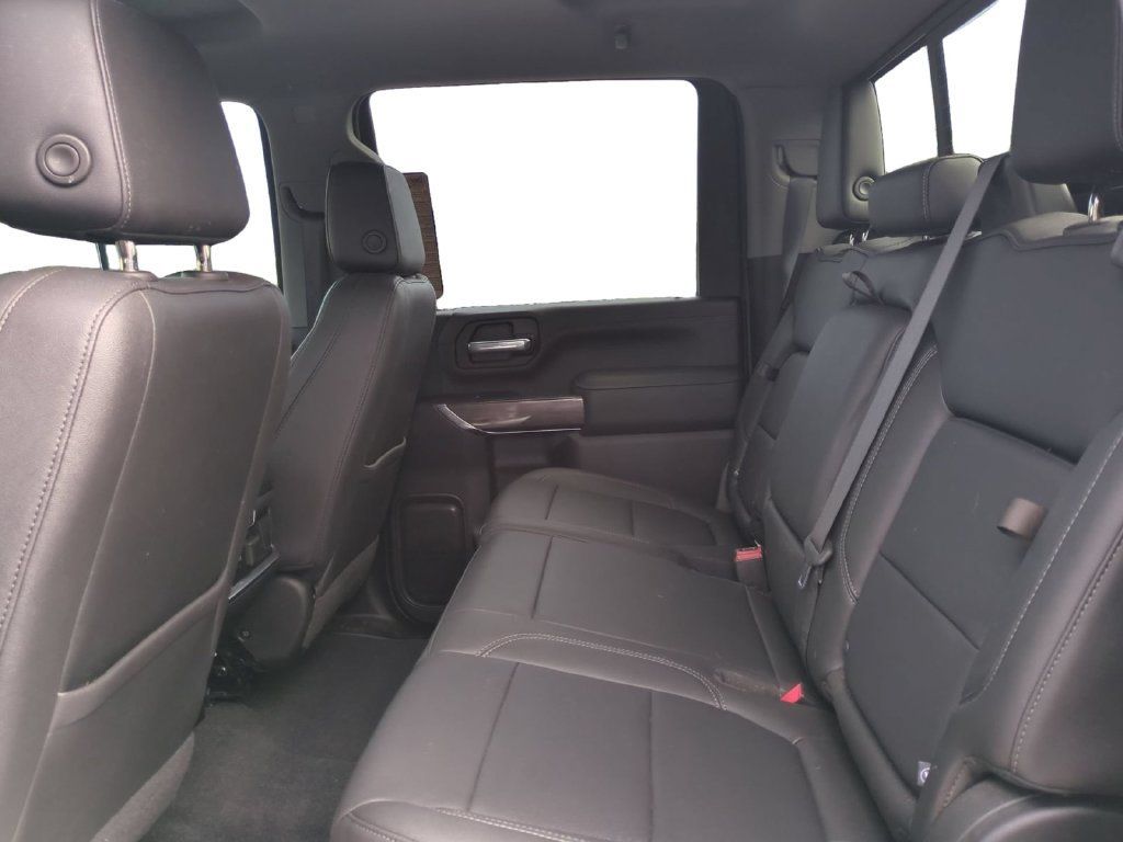 Used 2022 Chevrolet Silverado 3500 LTZ w/ LTZ Convenience Package AWD/4WD image 15