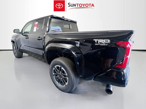 New 2025 Toyota Tacoma TRD Sport image 6