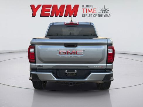 Used 2024 GMC Canyon AT4 w/ AT4 Premium Package AWD/4WD image 10
