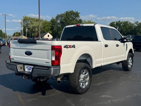 Used 2017 Ford F250 XL w/ Power Equipment Group AWD/4WD image 21