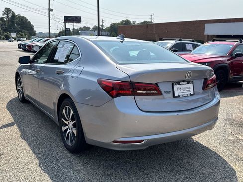 Used 2016 Acura TLX FWD image 11