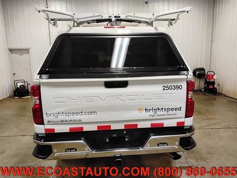 Used 2025 Chevrolet Silverado 2500 W/T w/ WT/CX Safety Package image 8