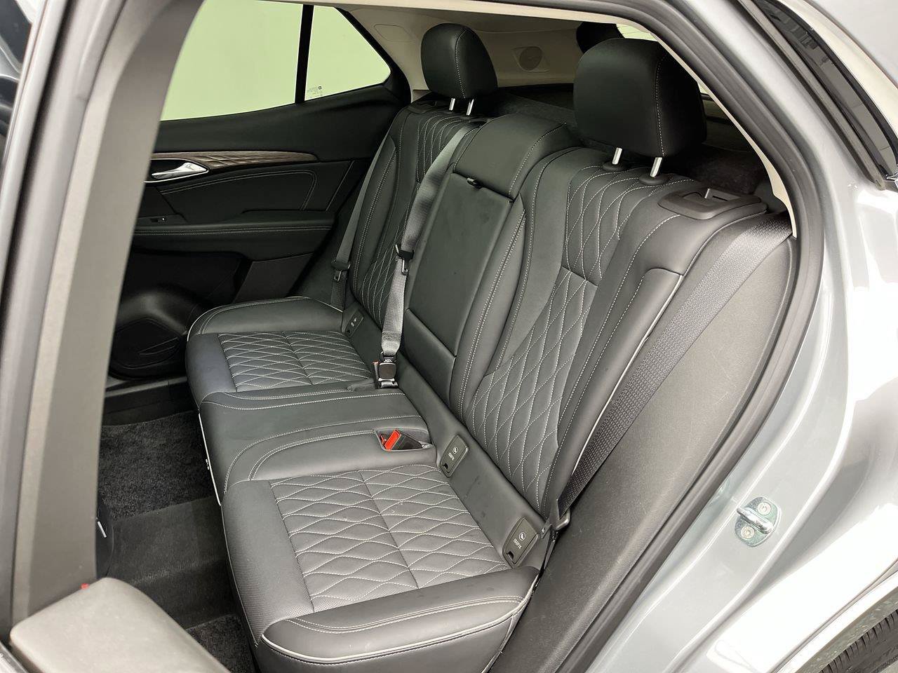 Certified 2023 Buick Envision Avenir AWD/4WD image 12