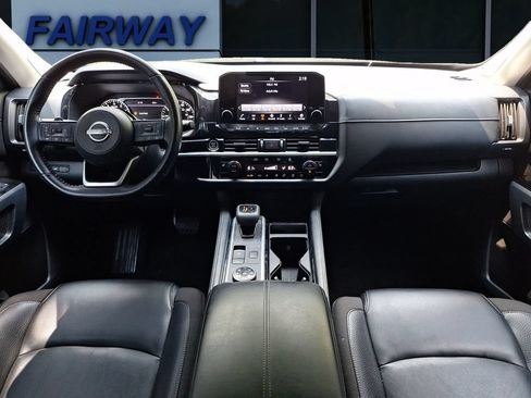 Used 2023 Nissan Pathfinder SL w/ SL Premium Package AWD/4WD image 16