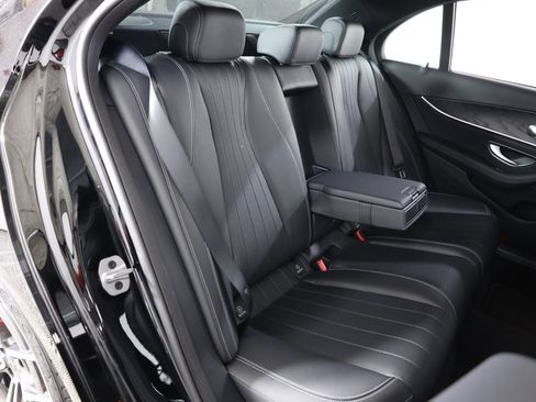 Used 2022 Mercedes-Benz E 450 4MATIC Sedan image 53