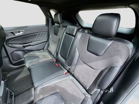 Used 2020 Ford Edge ST w/ Equipment Group 401A AWD/4WD image 28