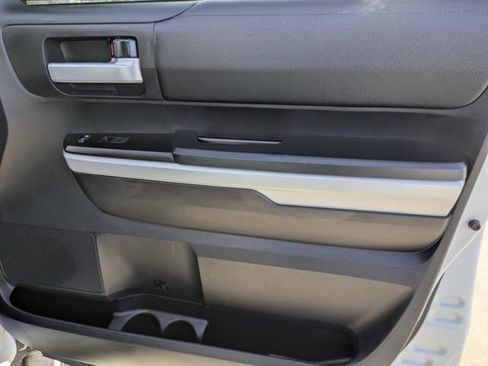 Used 2020 Toyota Tundra SR5 image 33