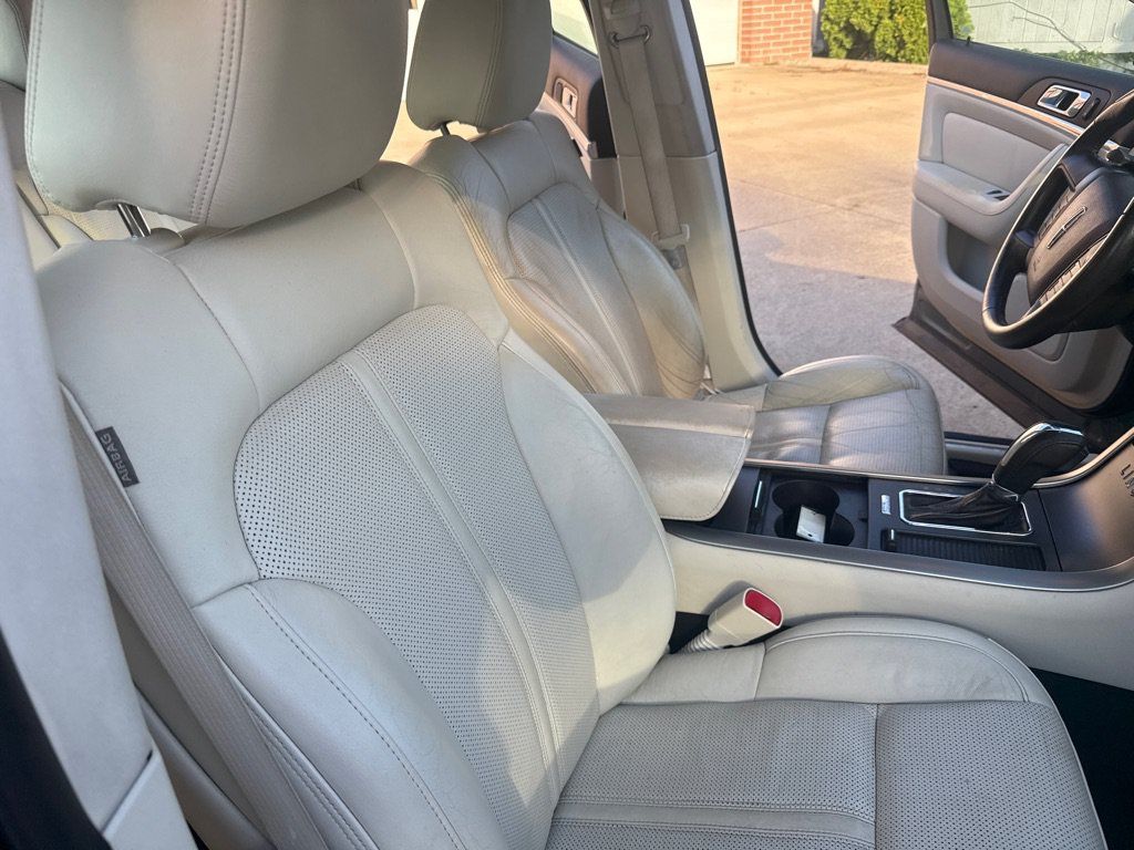 Used 2010 Lincoln MKS AWD image 15