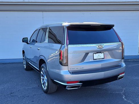 Certified 2024 Cadillac Escalade Premium Luxury Platinum w/ Heavy-Duty Trailer Package image 3