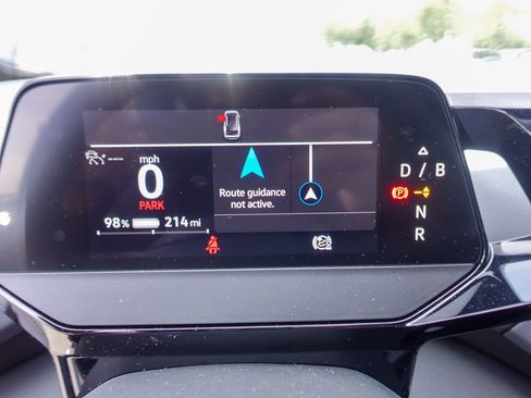 Certified 2024 Volkswagen ID.4 2WD image 13