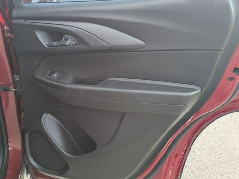 Used 2021 Chevrolet TrailBlazer LS image 25