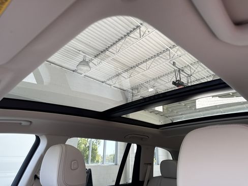 New 2026 Mercedes-Benz GLS 450 4MATIC image 28