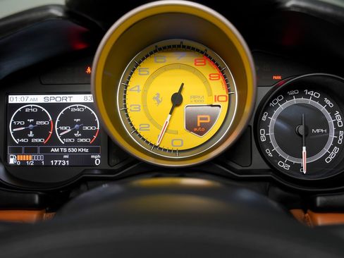 Used 2014 Ferrari California RWD image 43