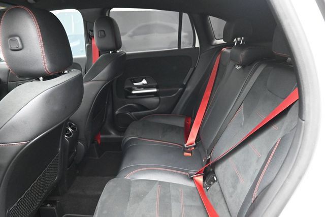 Used 2023 Mercedes-Benz GLA 35 AMG 4MATIC image 20