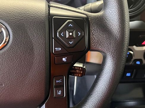 Used 2023 Toyota Tacoma SR AWD/4WD image 21