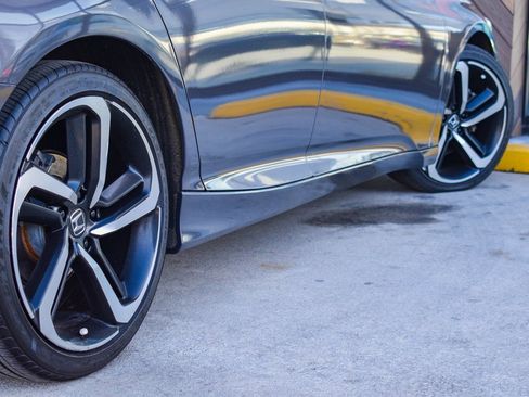 Used 2019 Honda Accord Sport image 40