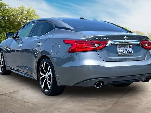 Certified 2017 Nissan Maxima Platinum FWD image 4