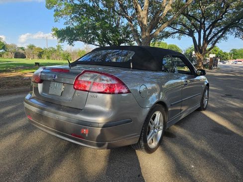 Used 2007 Saab 9-3 2.0T w/ Premium 17 Pkg image 5