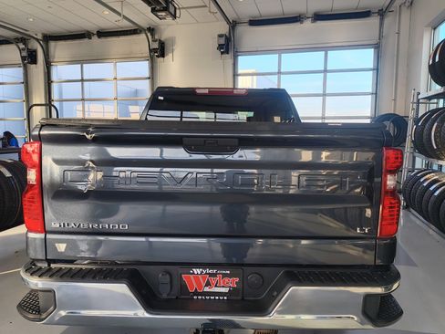 Used 2021 Chevrolet Silverado 1500 LT w/ Bed Protection Package image 5