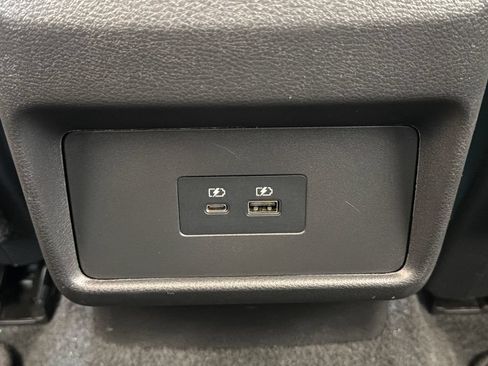 Used 2023 Nissan Rogue SV FWD image 30