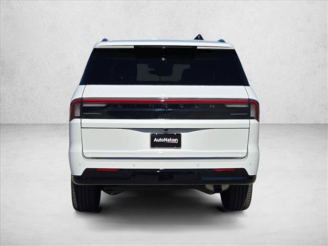 New 2027 Lincoln Navigator Premiere AWD/4WD image 8